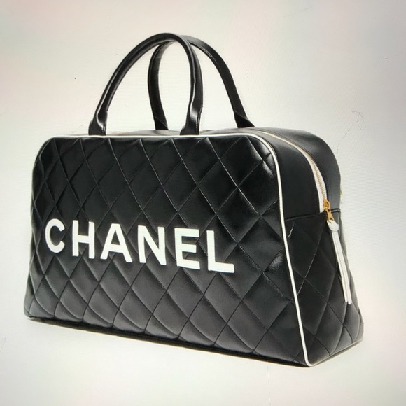 NWOT LIMITED EDITION CHANEL LARGE DUFFLE BAG. - Picture 3 of 8